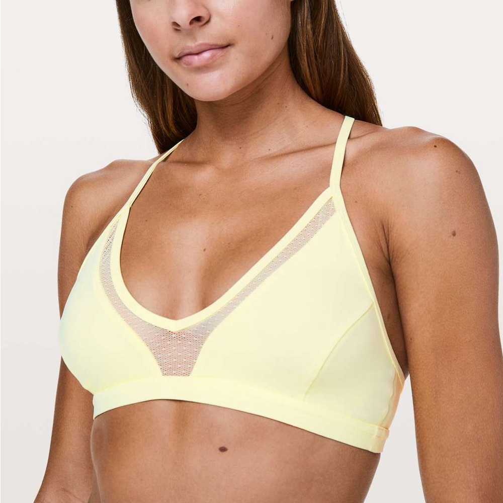 Lululemon State of Flow Sports Bra